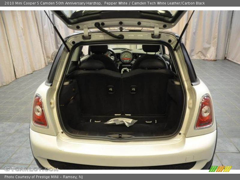 Pepper White / Camden Tech White Leather/Carbon Black 2010 Mini Cooper S Camden 50th Anniversary Hardtop