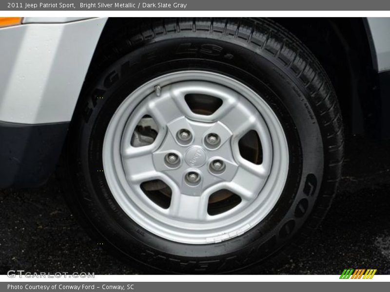 Bright Silver Metallic / Dark Slate Gray 2011 Jeep Patriot Sport