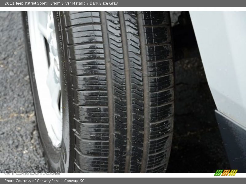 Bright Silver Metallic / Dark Slate Gray 2011 Jeep Patriot Sport
