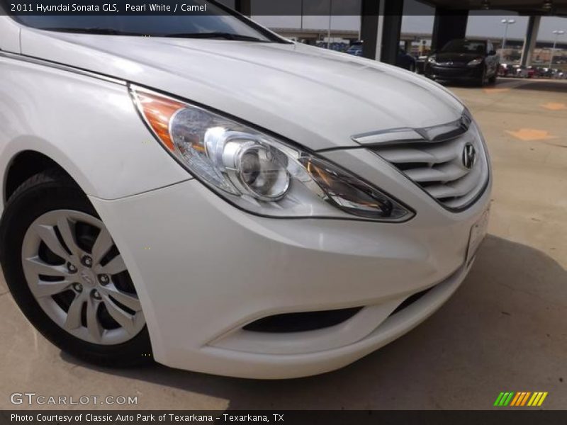 Pearl White / Camel 2011 Hyundai Sonata GLS