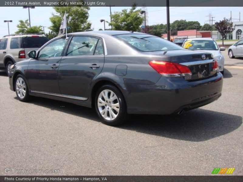 Magnetic Gray Metallic / Light Gray 2012 Toyota Avalon