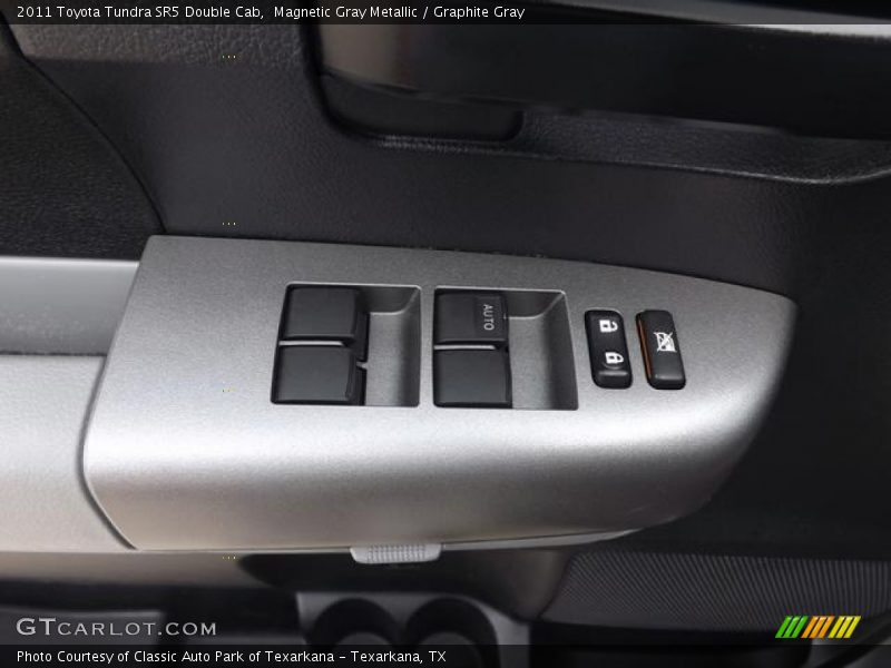 Magnetic Gray Metallic / Graphite Gray 2011 Toyota Tundra SR5 Double Cab