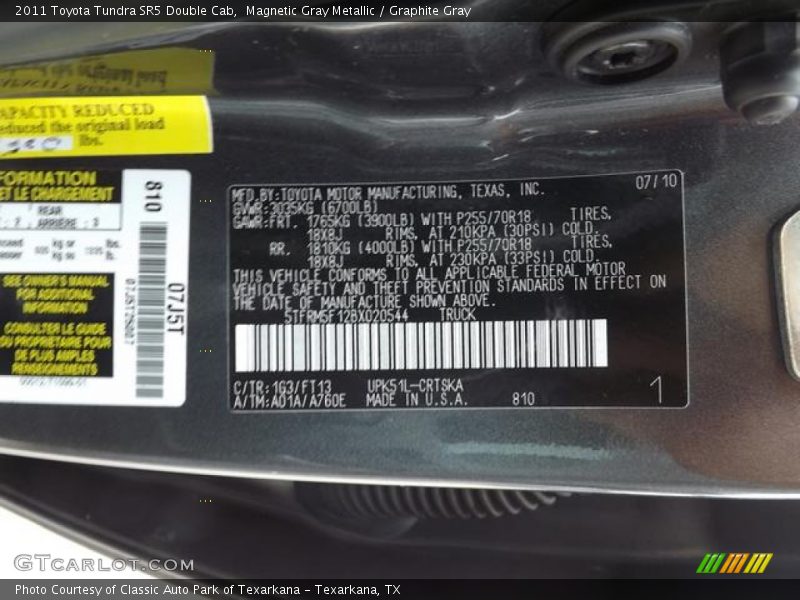Magnetic Gray Metallic / Graphite Gray 2011 Toyota Tundra SR5 Double Cab