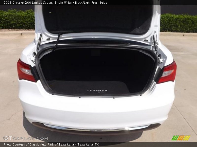 Bright White / Black/Light Frost Beige 2013 Chrysler 200 Limited Sedan