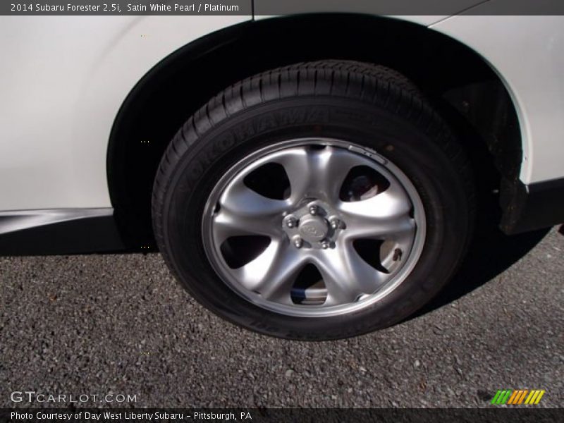 Satin White Pearl / Platinum 2014 Subaru Forester 2.5i
