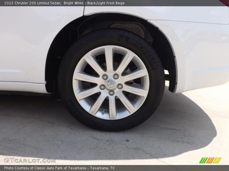 Bright White / Black/Light Frost Beige 2013 Chrysler 200 Limited Sedan