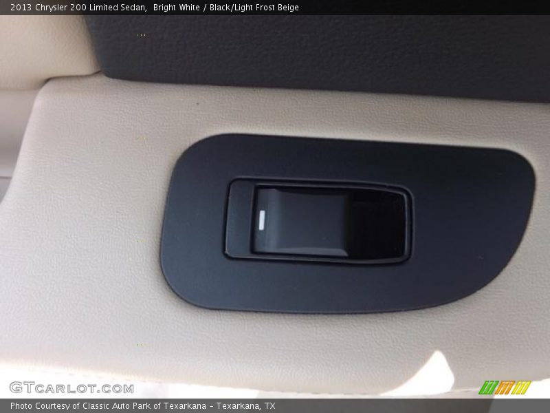 Bright White / Black/Light Frost Beige 2013 Chrysler 200 Limited Sedan