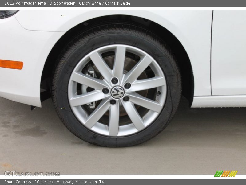 Candy White / Cornsilk Beige 2013 Volkswagen Jetta TDI SportWagen