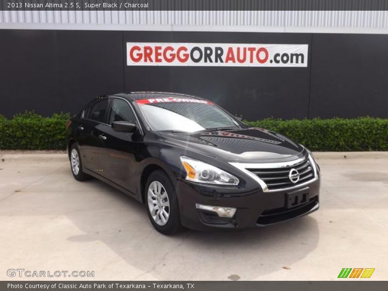 Super Black / Charcoal 2013 Nissan Altima 2.5 S