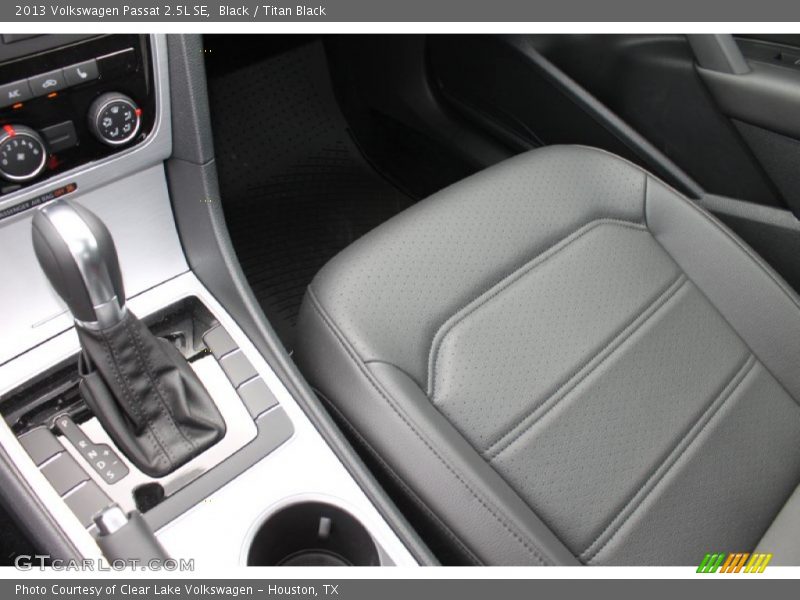 Black / Titan Black 2013 Volkswagen Passat 2.5L SE
