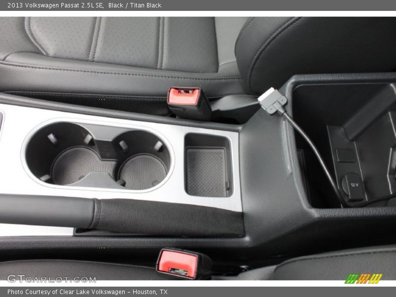 Black / Titan Black 2013 Volkswagen Passat 2.5L SE