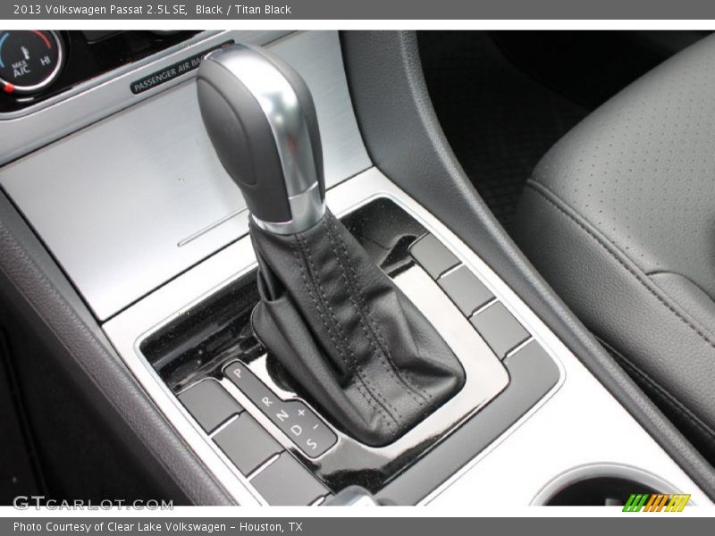 Black / Titan Black 2013 Volkswagen Passat 2.5L SE