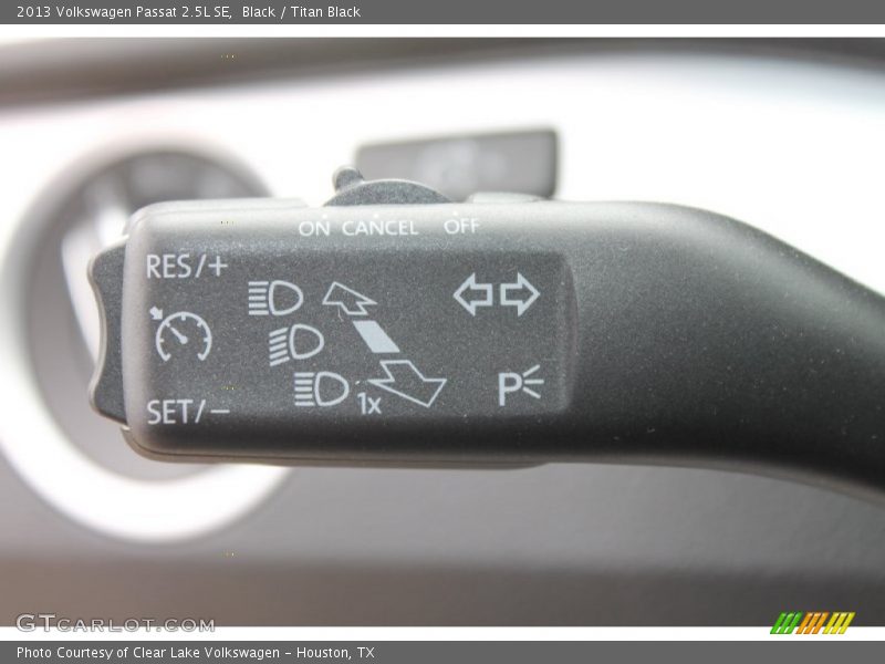 Black / Titan Black 2013 Volkswagen Passat 2.5L SE