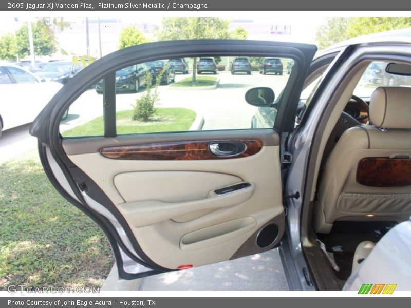 Platinum Silver Metallic / Champagne 2005 Jaguar XJ Vanden Plas