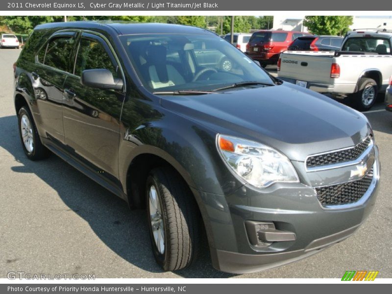 Front 3/4 View of 2011 Equinox LS