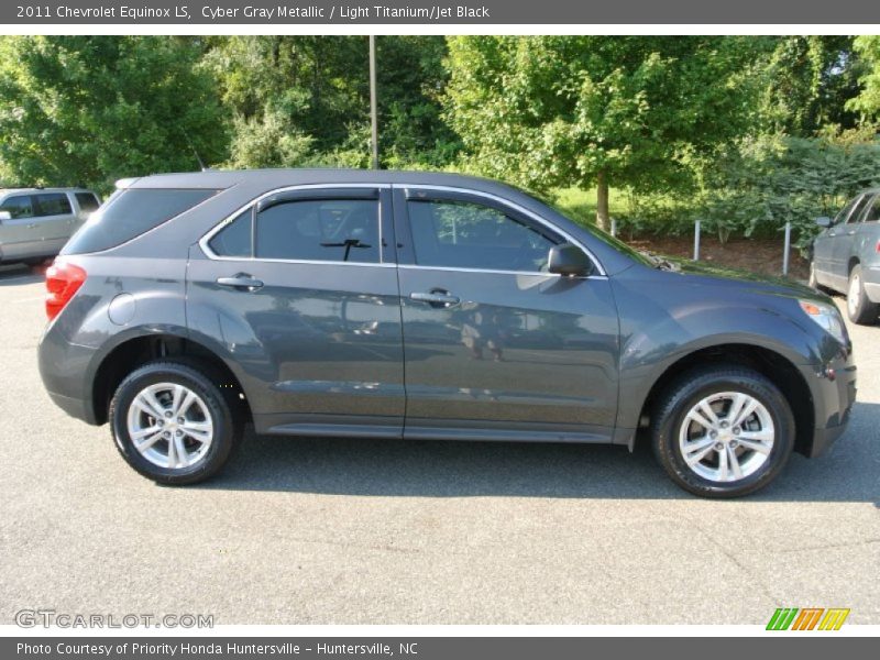 Cyber Gray Metallic / Light Titanium/Jet Black 2011 Chevrolet Equinox LS