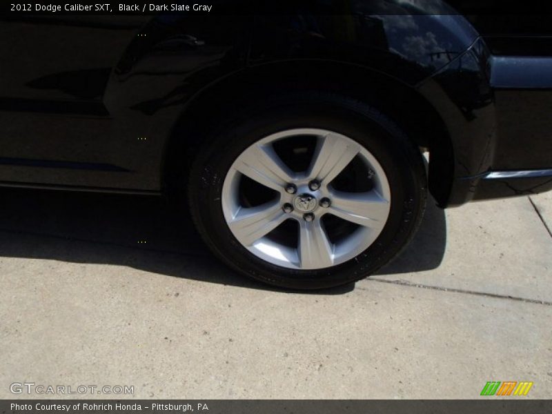 Black / Dark Slate Gray 2012 Dodge Caliber SXT
