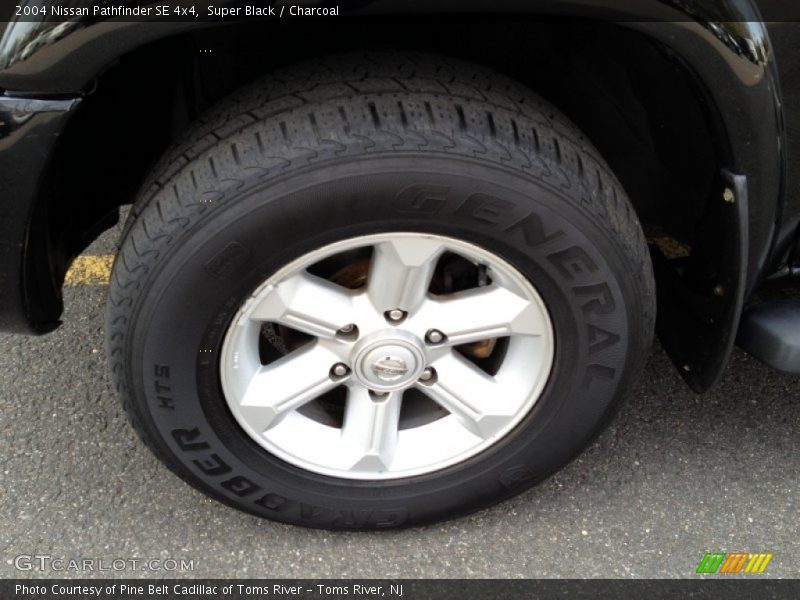 Super Black / Charcoal 2004 Nissan Pathfinder SE 4x4