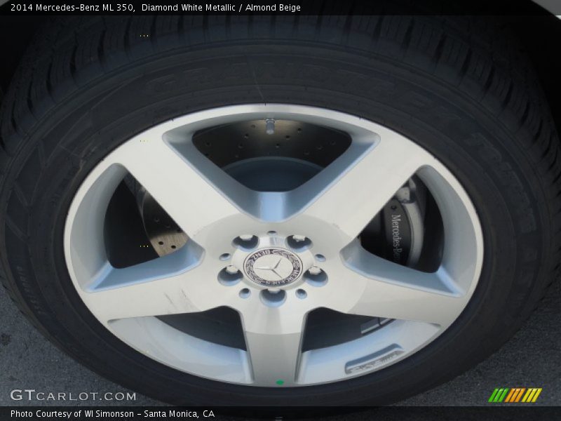 Diamond White Metallic / Almond Beige 2014 Mercedes-Benz ML 350