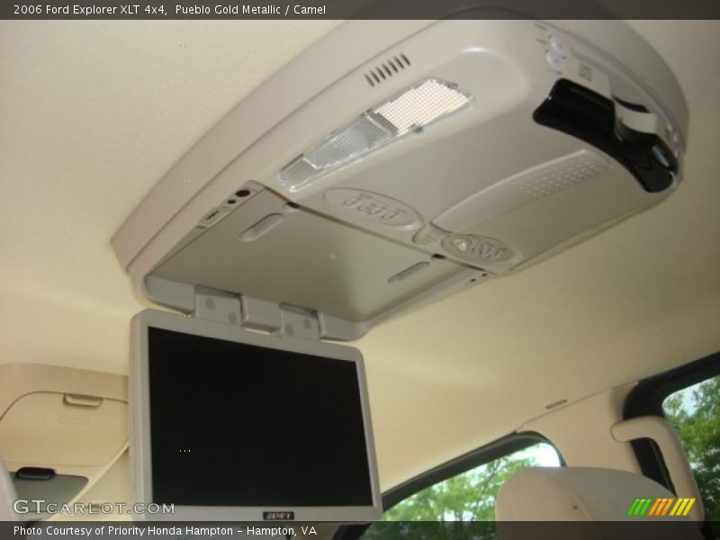 Pueblo Gold Metallic / Camel 2006 Ford Explorer XLT 4x4