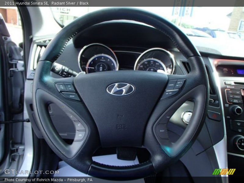 Radiant Silver / Black 2011 Hyundai Sonata SE
