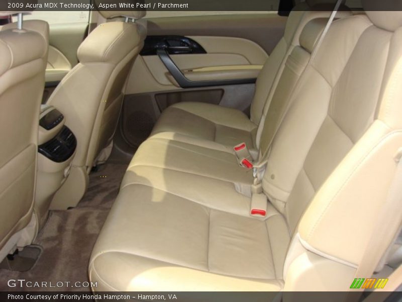 Rear Seat of 2009 MDX Technology