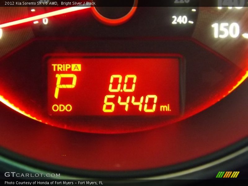 Bright Silver / Black 2012 Kia Sorento SX V6 AWD