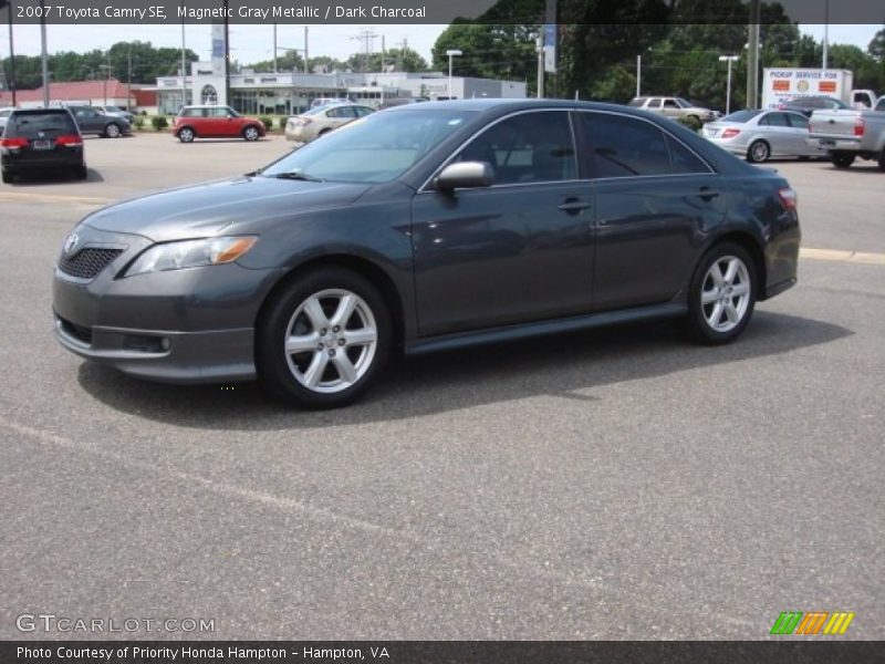 Magnetic Gray Metallic / Dark Charcoal 2007 Toyota Camry SE