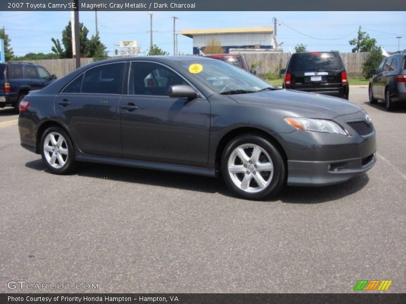 Magnetic Gray Metallic / Dark Charcoal 2007 Toyota Camry SE