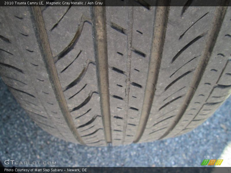 Magnetic Gray Metallic / Ash Gray 2010 Toyota Camry LE