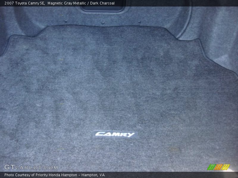Magnetic Gray Metallic / Dark Charcoal 2007 Toyota Camry SE