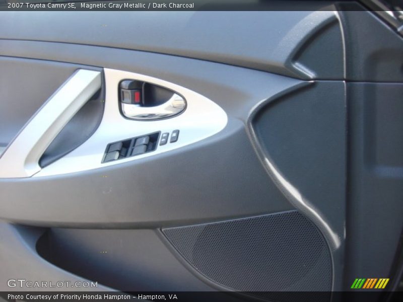 Magnetic Gray Metallic / Dark Charcoal 2007 Toyota Camry SE