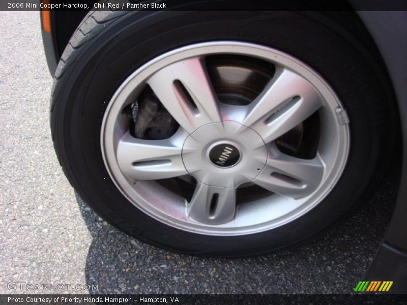 Chili Red / Panther Black 2006 Mini Cooper Hardtop