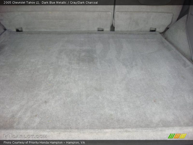 Dark Blue Metallic / Gray/Dark Charcoal 2005 Chevrolet Tahoe LS