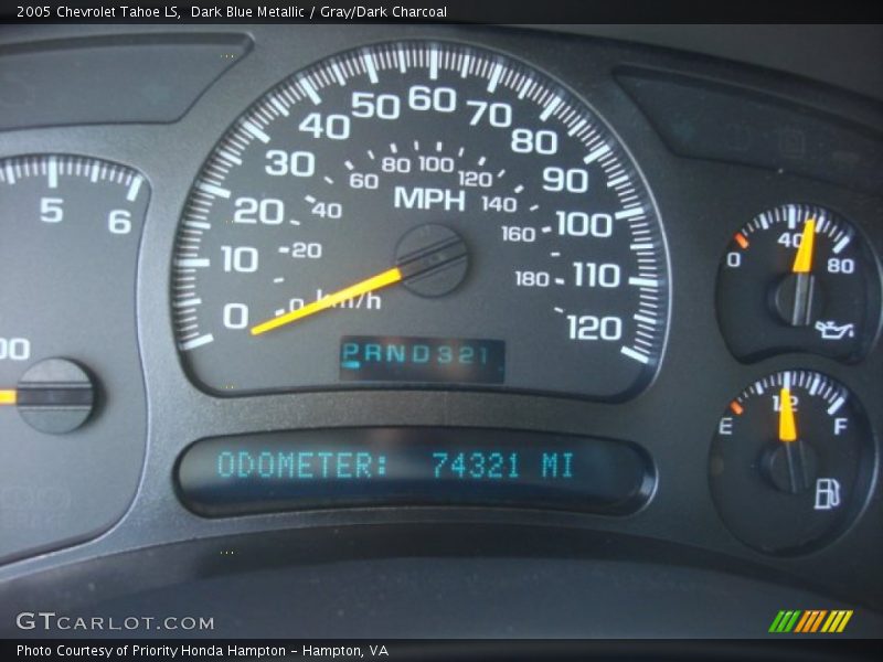 Dark Blue Metallic / Gray/Dark Charcoal 2005 Chevrolet Tahoe LS