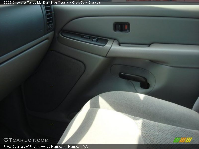 Dark Blue Metallic / Gray/Dark Charcoal 2005 Chevrolet Tahoe LS