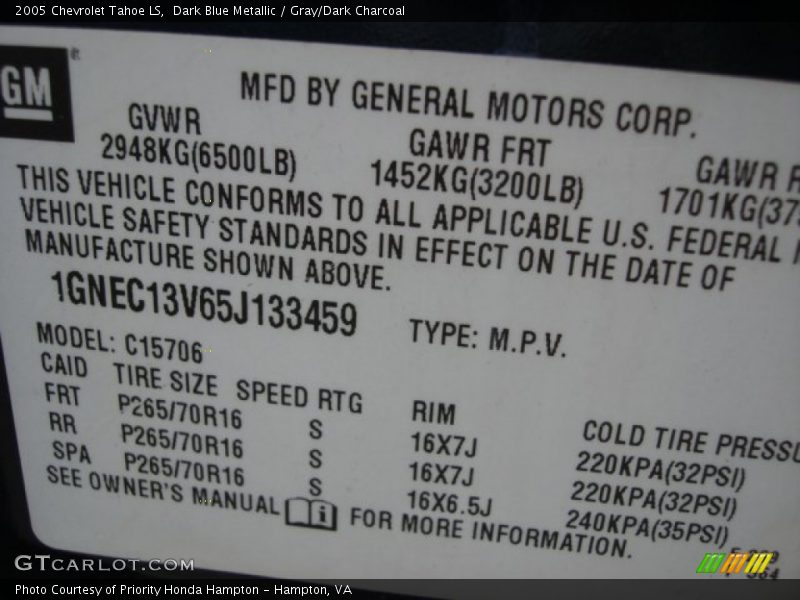 Dark Blue Metallic / Gray/Dark Charcoal 2005 Chevrolet Tahoe LS