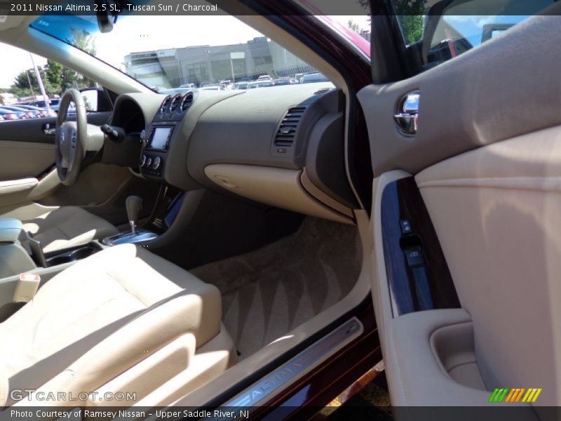 Tuscan Sun / Charcoal 2011 Nissan Altima 2.5 SL