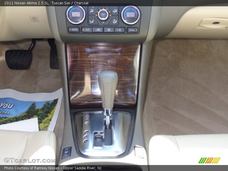 Tuscan Sun / Charcoal 2011 Nissan Altima 2.5 SL
