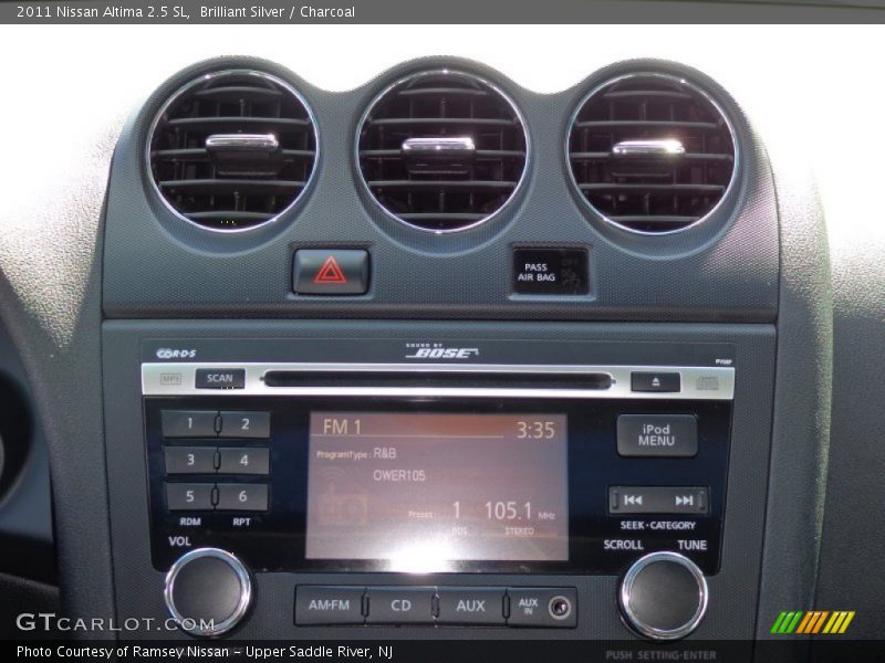 Brilliant Silver / Charcoal 2011 Nissan Altima 2.5 SL