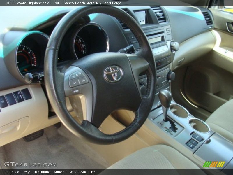 Sandy Beach Metallic / Sand Beige 2010 Toyota Highlander V6 4WD