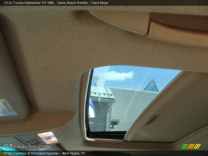 Sandy Beach Metallic / Sand Beige 2010 Toyota Highlander V6 4WD