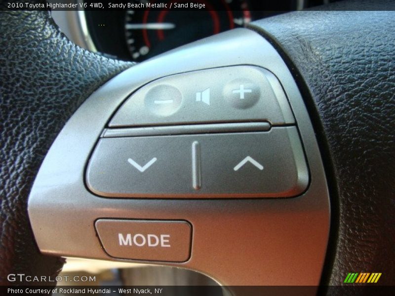 Sandy Beach Metallic / Sand Beige 2010 Toyota Highlander V6 4WD