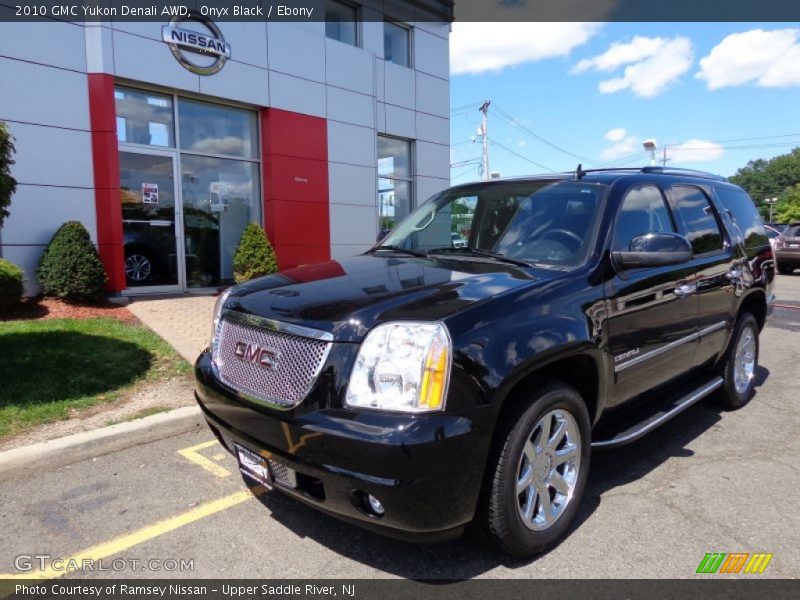 Onyx Black / Ebony 2010 GMC Yukon Denali AWD