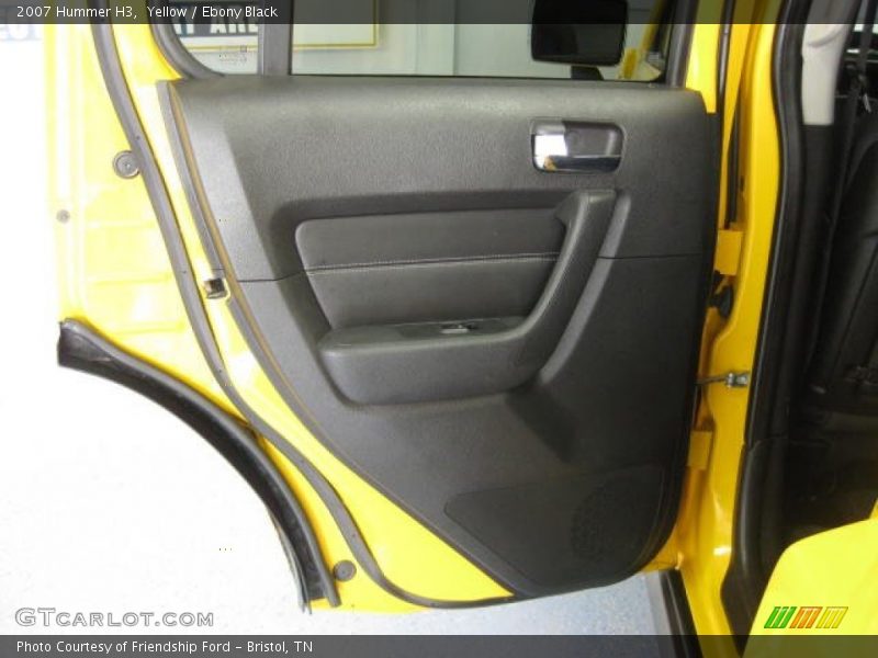 Yellow / Ebony Black 2007 Hummer H3