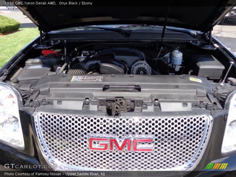 Onyx Black / Ebony 2010 GMC Yukon Denali AWD