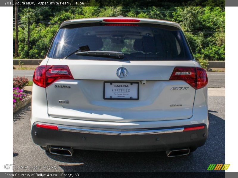 Aspen White Pearl / Taupe 2011 Acura MDX
