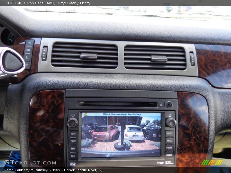 Onyx Black / Ebony 2010 GMC Yukon Denali AWD