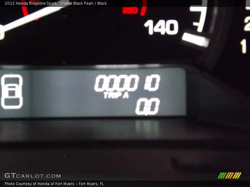 Crystal Black Pearl / Black 2013 Honda Ridgeline Sport