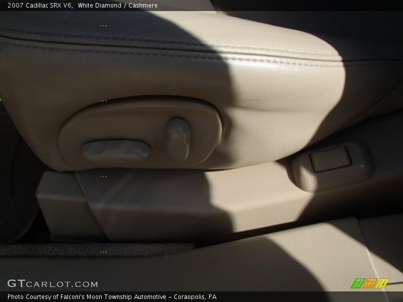 White Diamond / Cashmere 2007 Cadillac SRX V6